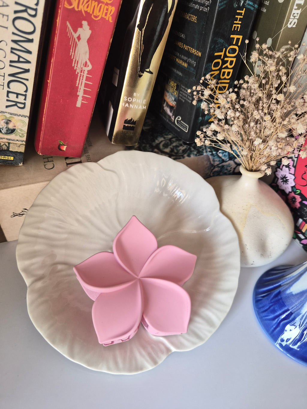 BIG FRANGIPANI CLIP