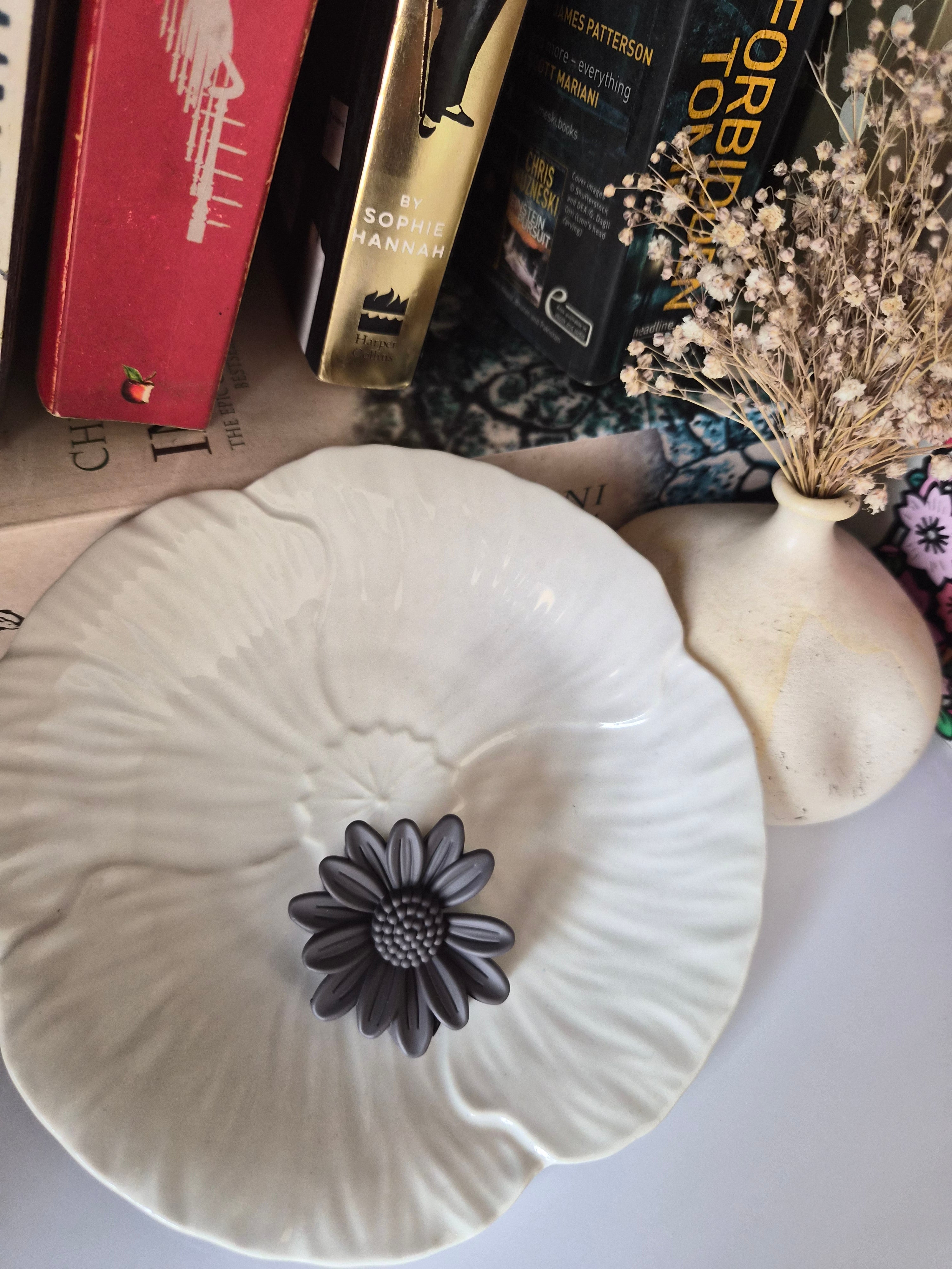 Small Sunflower clips Set of 2- matte