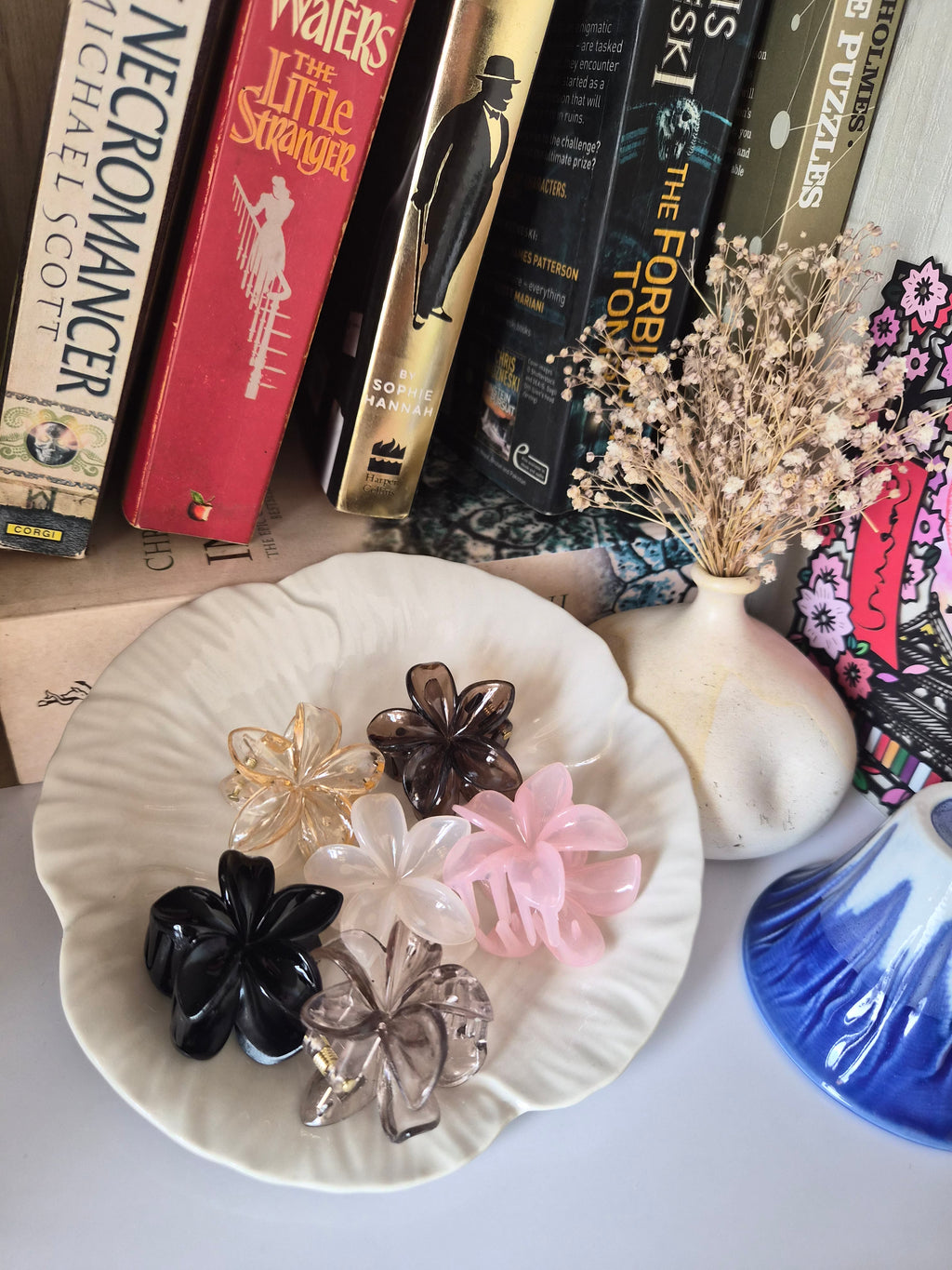 Small Glossy frangipani hairclip(Set of 2)